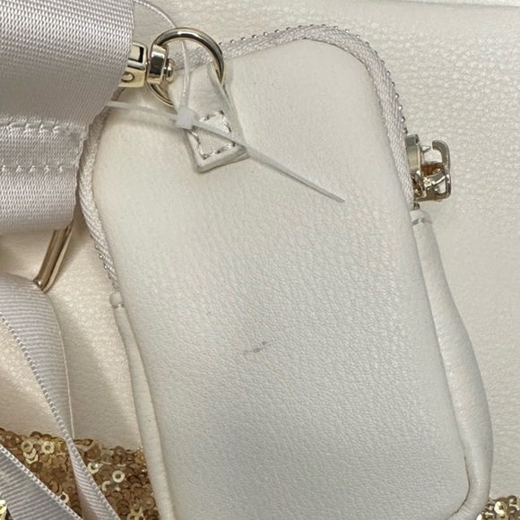 NWT Madden Girl Camera  Crossbody Bag With Pouch - Picture 5 of 11